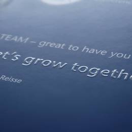 Postkarte mit Farbschnitt / Multiloft