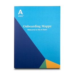 Onboarding Mappe A-Team - Lindner druckt hochwertige Präsentationsmappe