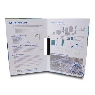 Aktendeckelmappe mit Schwingklemme Rohstoffpark - Beim Druckbetrieb Lindner werden individuelle Ordner, Boxen und Präsentationsunterlagen hergestellt
