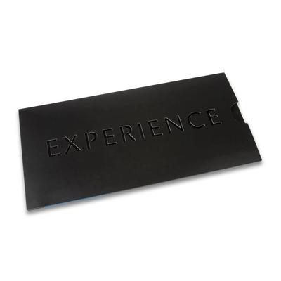 Einladungskarte mit Ausstanzung - Ihr Hersteller für 3D Mailings, Effektkarten und Endlosfaltkarten